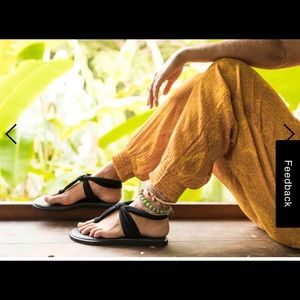 Two pairs of yoga sling flat sandal